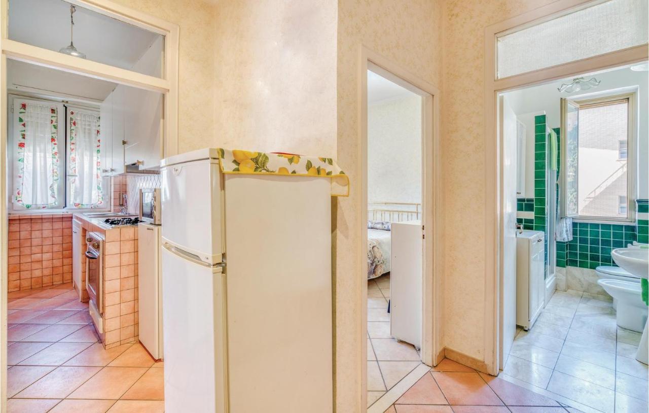 Gorgeous Apartment In Ladispoli Rm With Wifi Luaran gambar