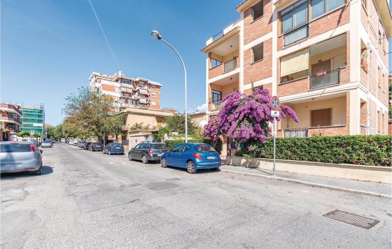 Gorgeous Apartment In Ladispoli Rm With Wifi Luaran gambar