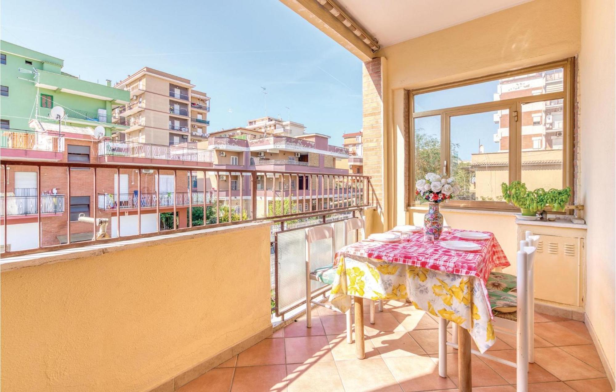 Gorgeous Apartment In Ladispoli Rm With Wifi Luaran gambar